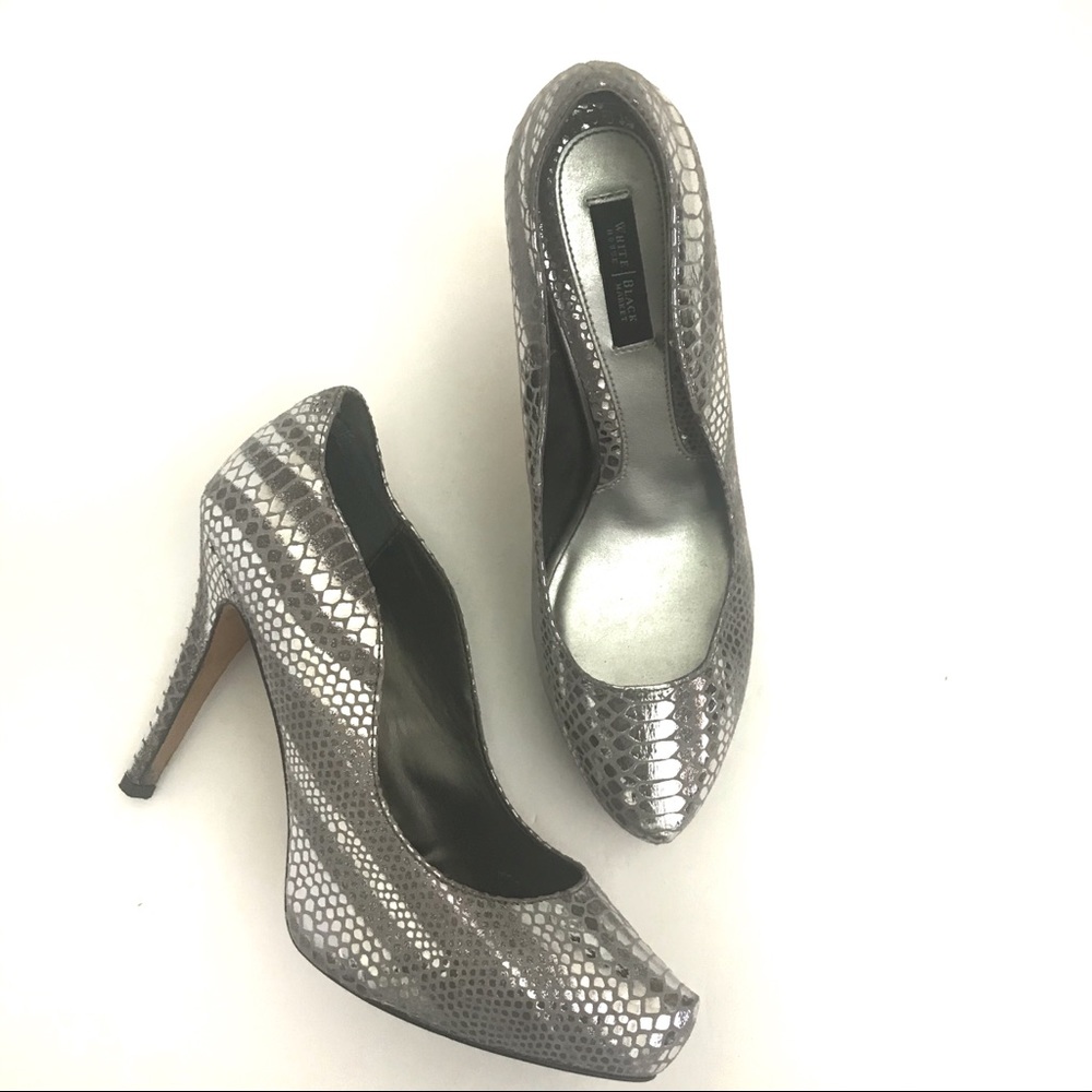 White House Black Market Silver Heels 8.5 - Picture 3 of 7
